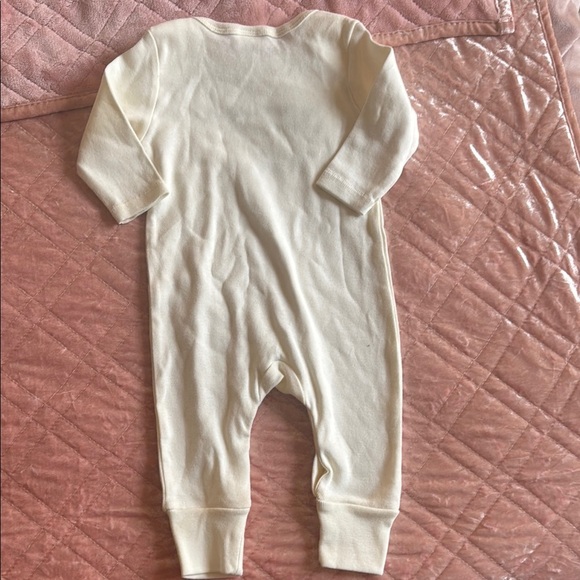 Heartfelt Graphic Onesie - Picture 4 of 4